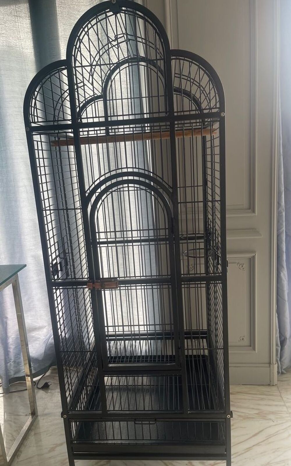   grande cage pour perroquets et grandes perruches 