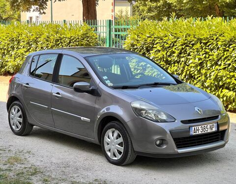 Renault clio iii dCi 70 115g eco2 Authentique