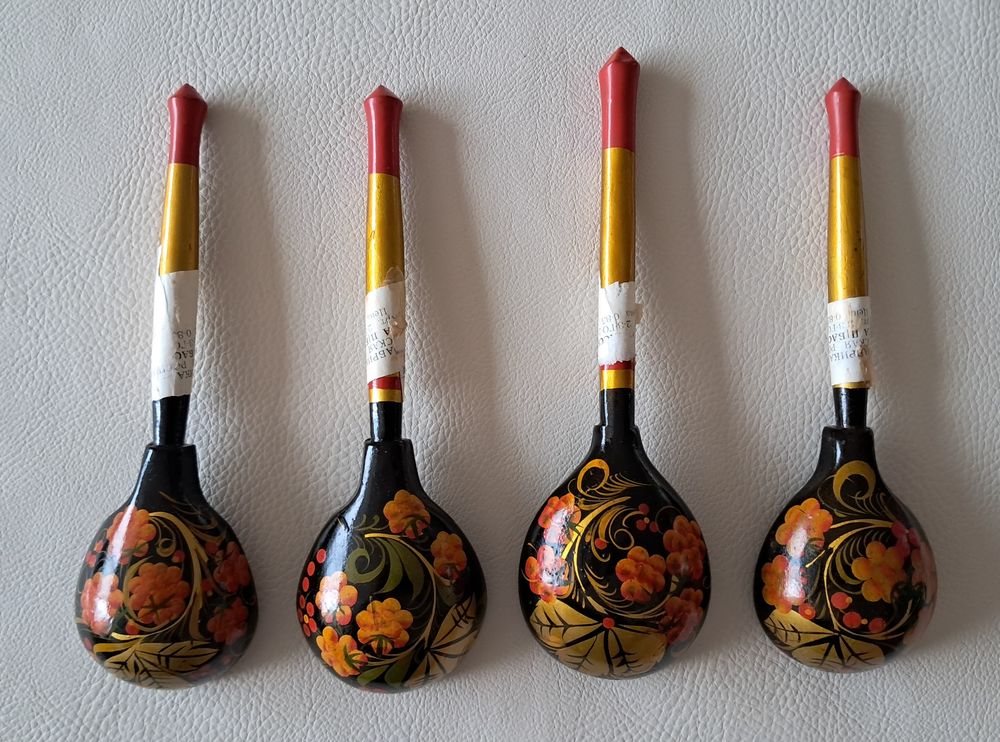 lot de 10 cuill&egrave;res d&eacute;coratives laqu&eacute; et peinte &agrave; la main Décoration