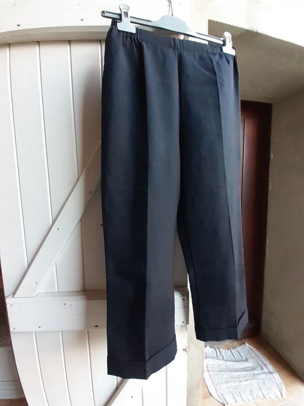 Pantacourt taille 2 Vêtements