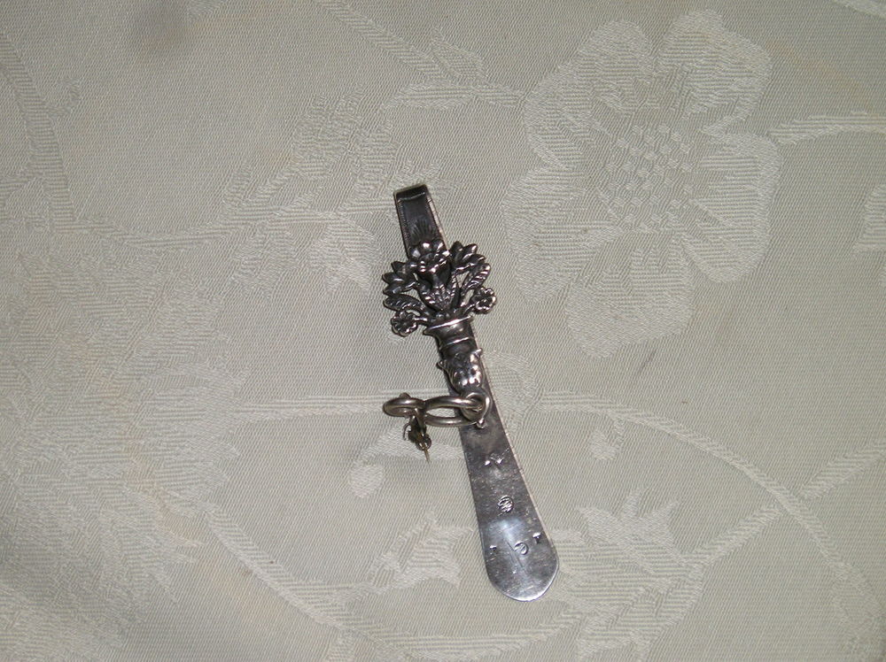 Ancien clavier de ch&acirc;telaine Bijoux et montres