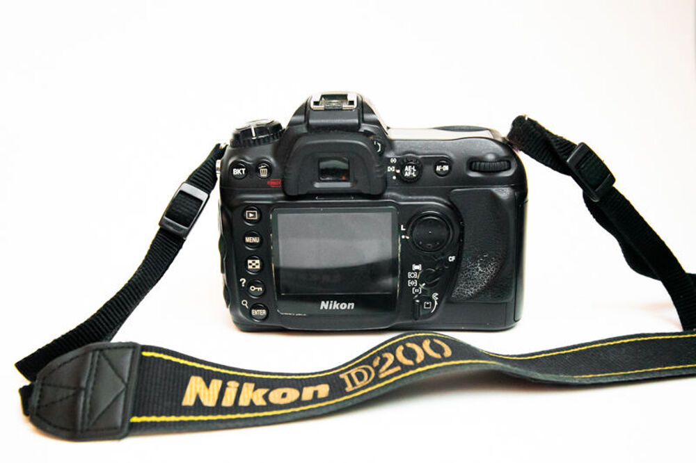 Kit Nikon D200 avec 2 Zooms et accessoires Photos/Video/TV