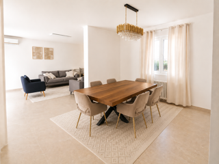  Maison à vendre 6 pièces 176 m² Salon-de-provence