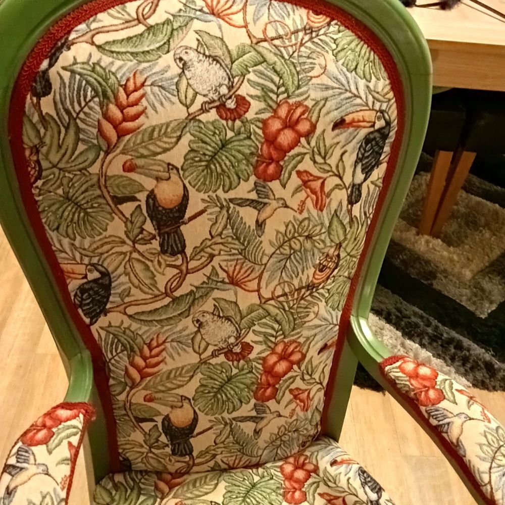 fauteuil voltaire relook&eacute; par mes soins Meubles