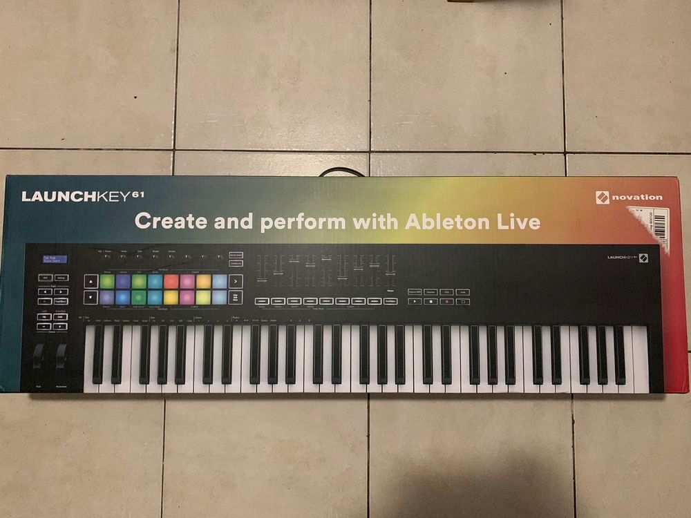 Piano Novation Launchkey 61 mk3 Neuf Instruments de musique