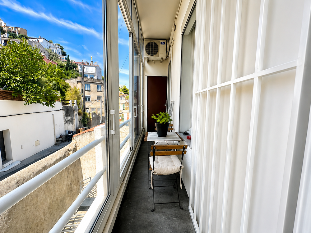 Vente Appartement MARSEILLE 6e VAUBAN T1 bis atypique avec mezzanine&loggia Marseille 6