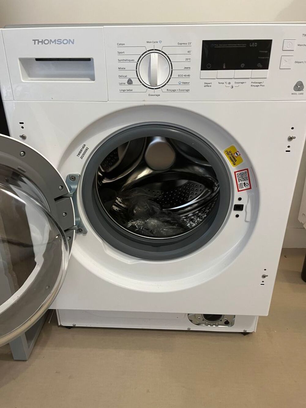 Lave-linge encastrable THOMSON TWBI8140A €" NEUF €" Jamais utilis&eacute; €" Classe &eacute;nerg&eacute;tique A Electroménager