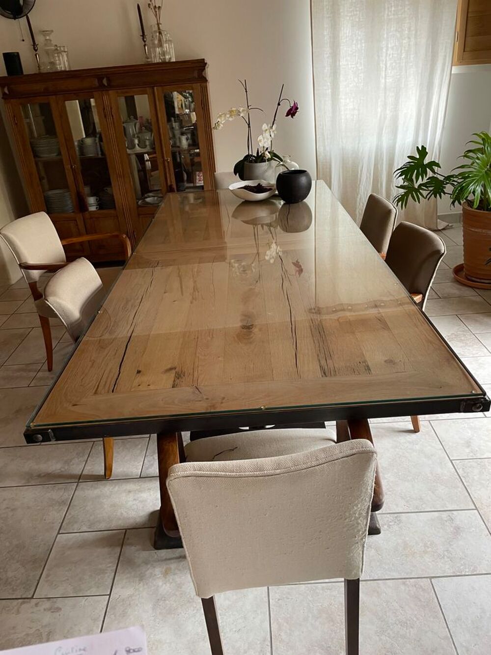 Table ch&ecirc;ne vintage 
Meubles