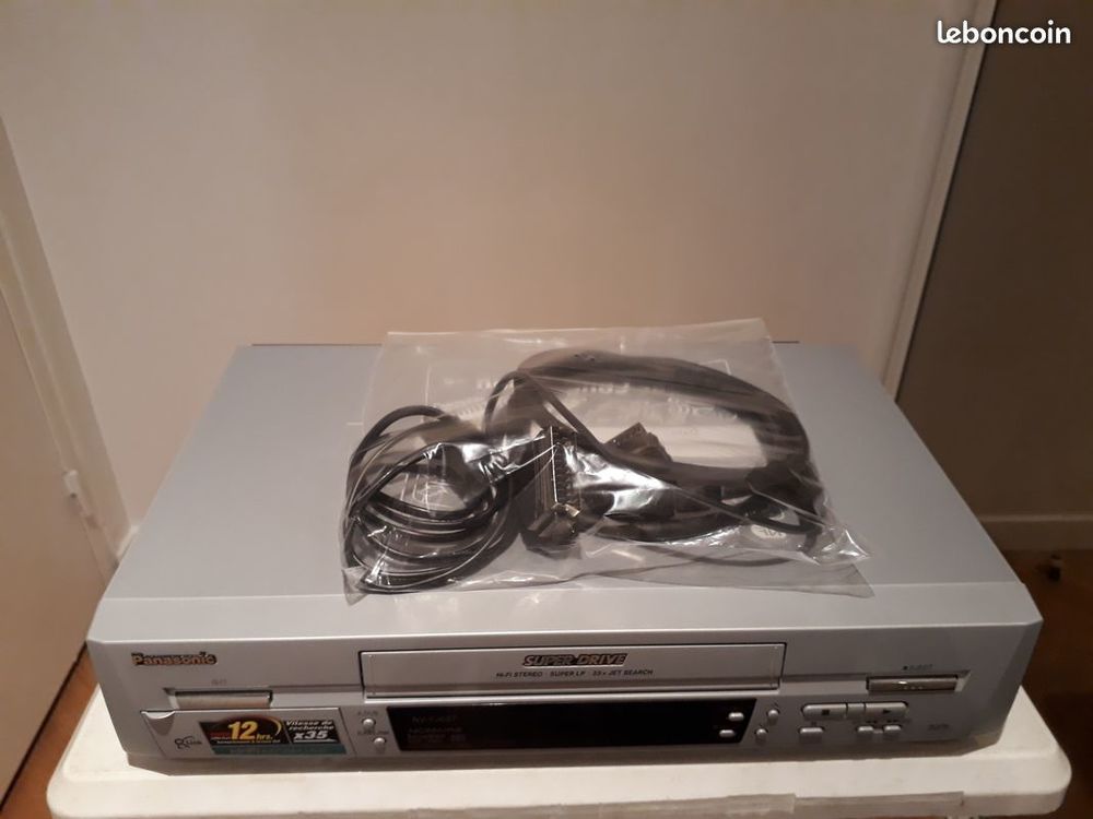 PLATINE MAGNETOSCOPE PANASONIC NV-FJ 627 Audio et hifi