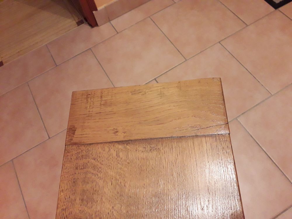 2 Superbes bancs de 2,20m lasur&eacute; en en ch&ecirc;ne clair 
200 € Meubles