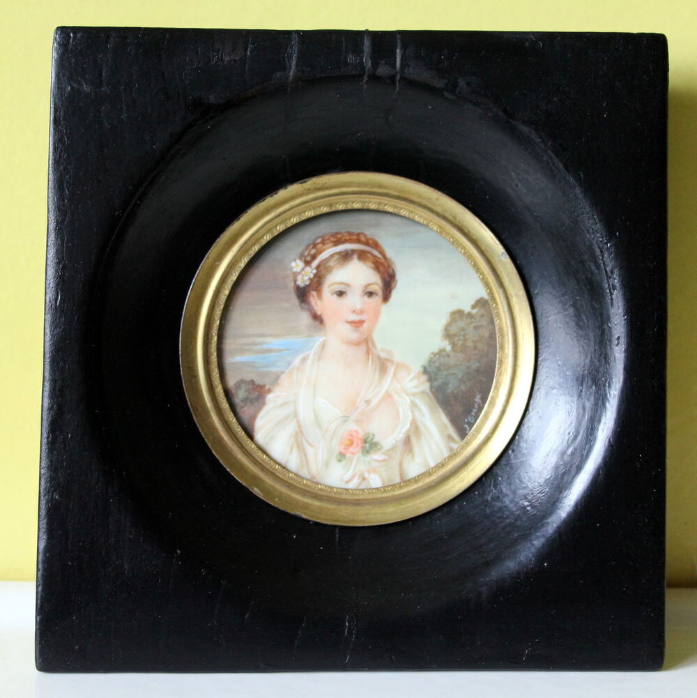 Portrait miniature sur ivoire sign&eacute; GREUZE la cruche cass&eacute;e Décoration