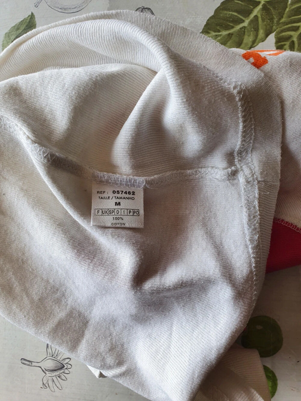 Tee shirt manche courte 
rose et blanc
taille 38
Vêtements