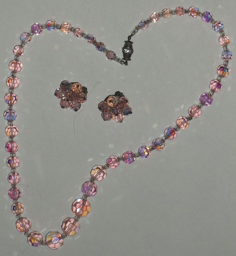 Parure collier et boucles d'oreilles Bijoux et montres