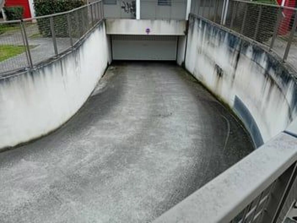Location Parking/Garage Parking double en sous-sol Balma