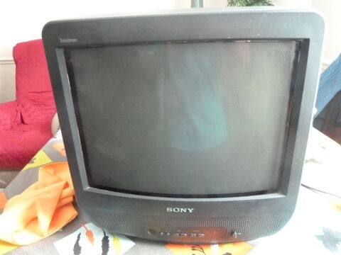 collection- télévision   SONY taille 50cm années 1959/1962 - 60 Auxerre (89)