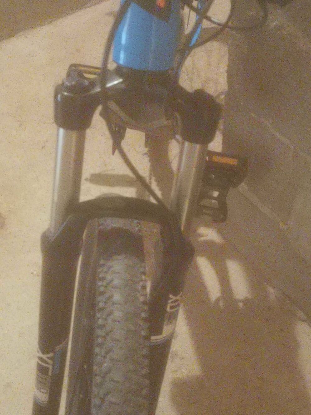 vtt 27,5 couleur bleue Sports