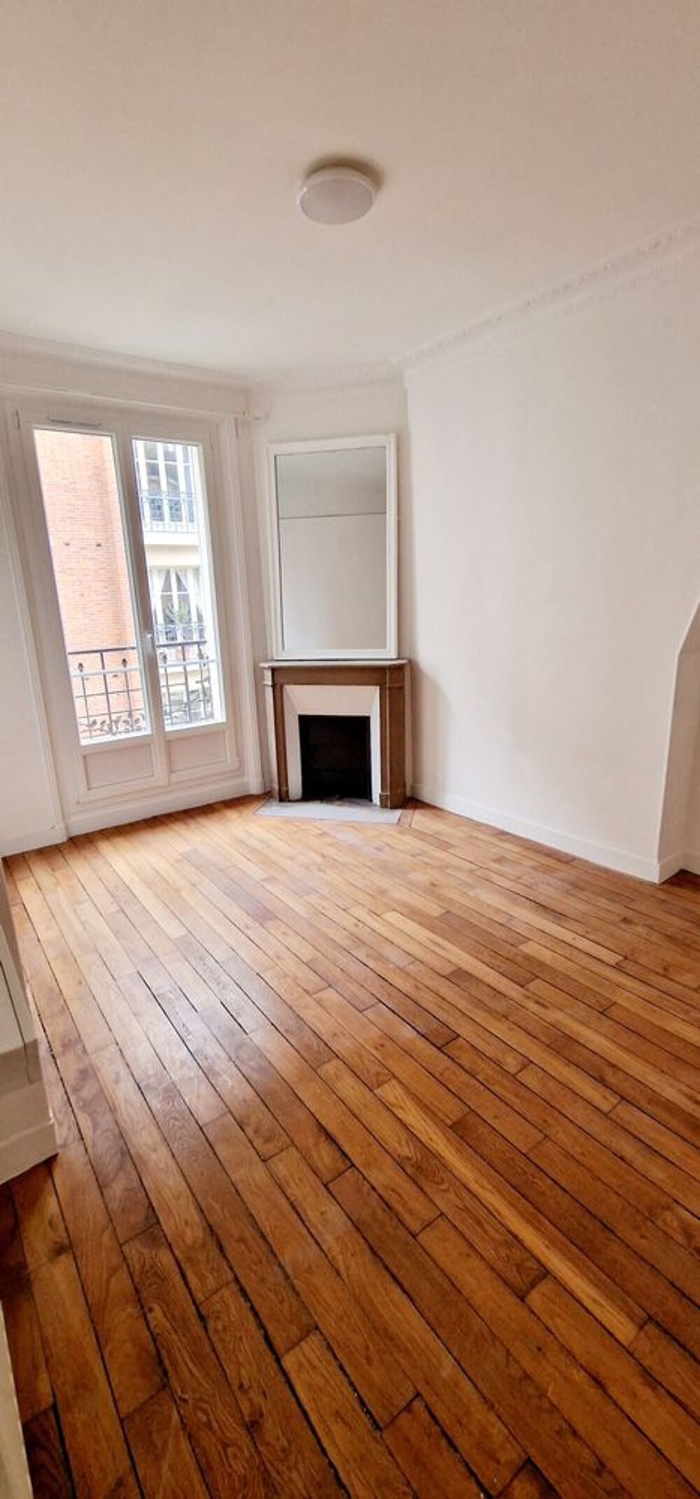 Location Appartement 3 PIECES CONVENTION PORTE DE VERSAILLES Paris 15