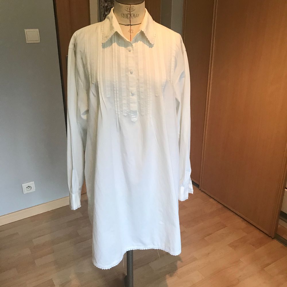 Chemise nuit ann&eacute;e 1920 Vêtements