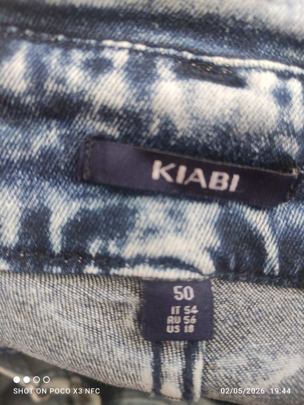 Short salopette jean d&eacute;lav&eacute; taille 50 Vêtements