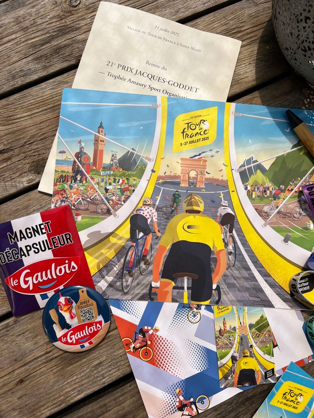 Lot accessoires du Tour de France 