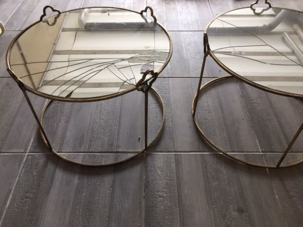 2 tables Meubles
