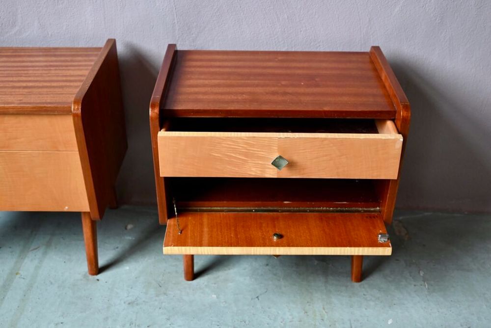 Paire de chevets ou tables de nuit pieds compas vintage Meubles