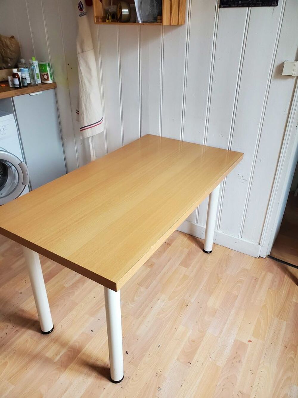 Table avec chaises Meubles