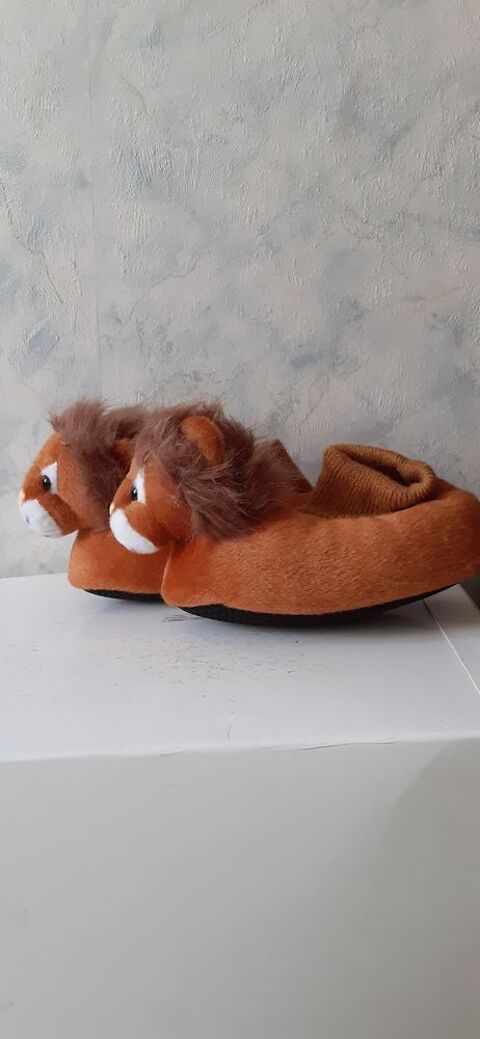 Chaussons fourr�s pointure 28-29 6 Grisolles (82)