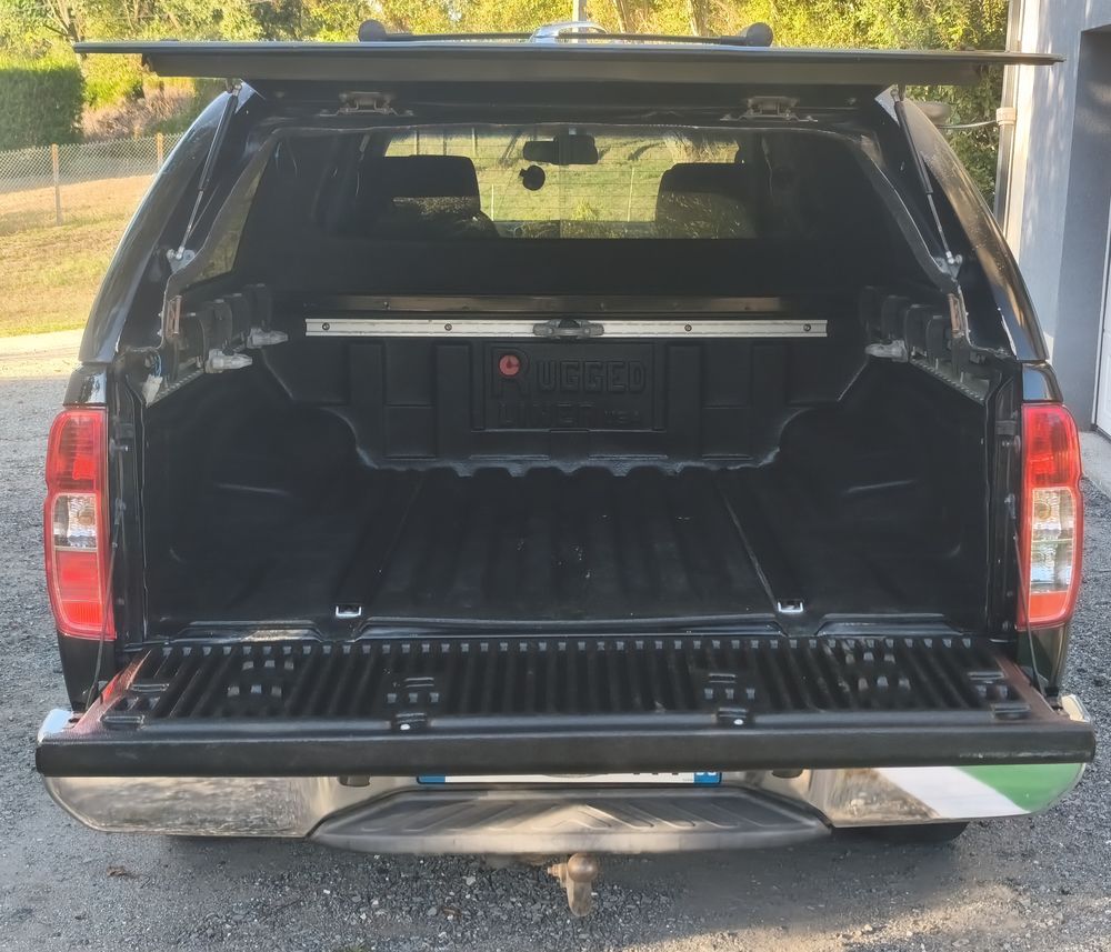 Navara Double Cab 4x4 2.5 dCi 190 ch BVA 2013 occasion 17210 Chevanceaux