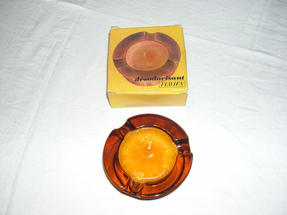 Bougie d&eacute;sodorisante + bougeoir Décoration