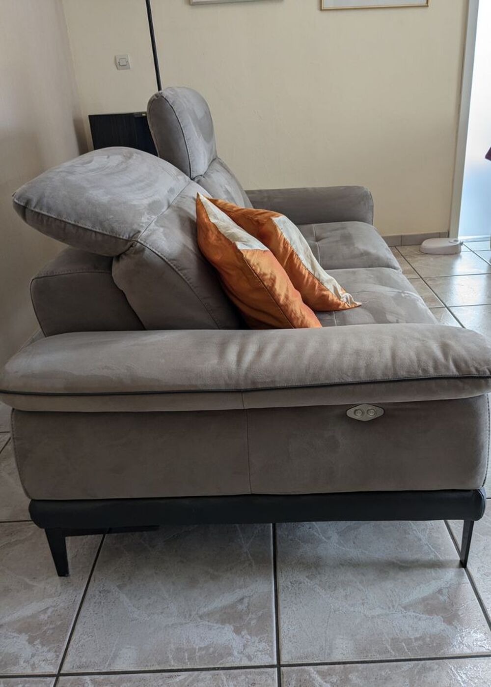 CANAPE 2 PL ETAT NEUF Meubles