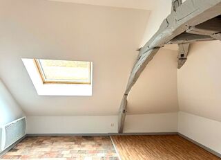  Appartement à louer 3 pièces 70 m²