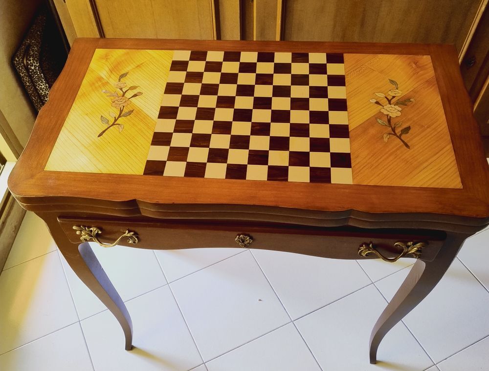 Table de jeu Meubles