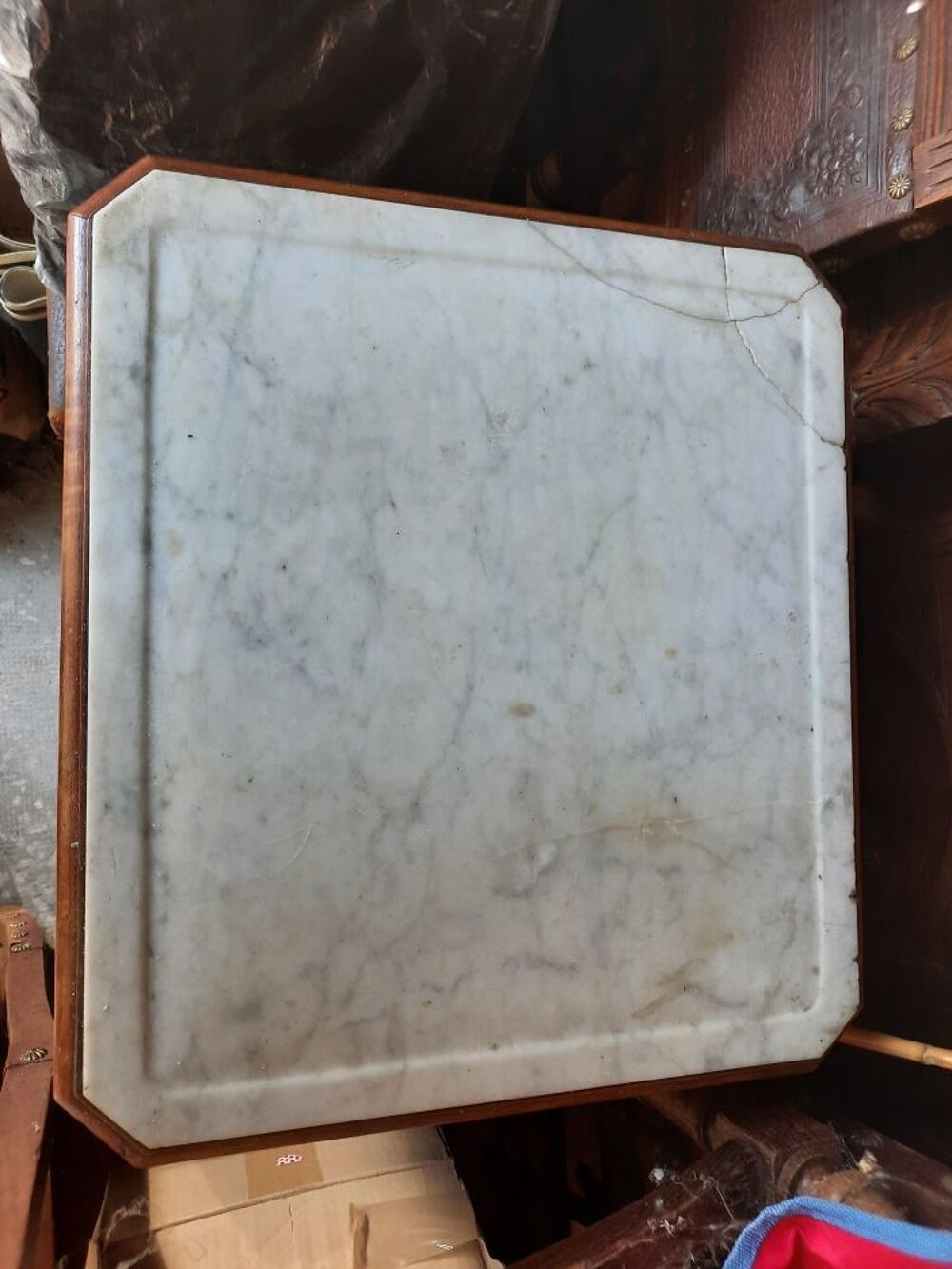 Chiffonnier ancien &agrave; tiroirs en bois, plaque marbre &agrave; renove Meubles
