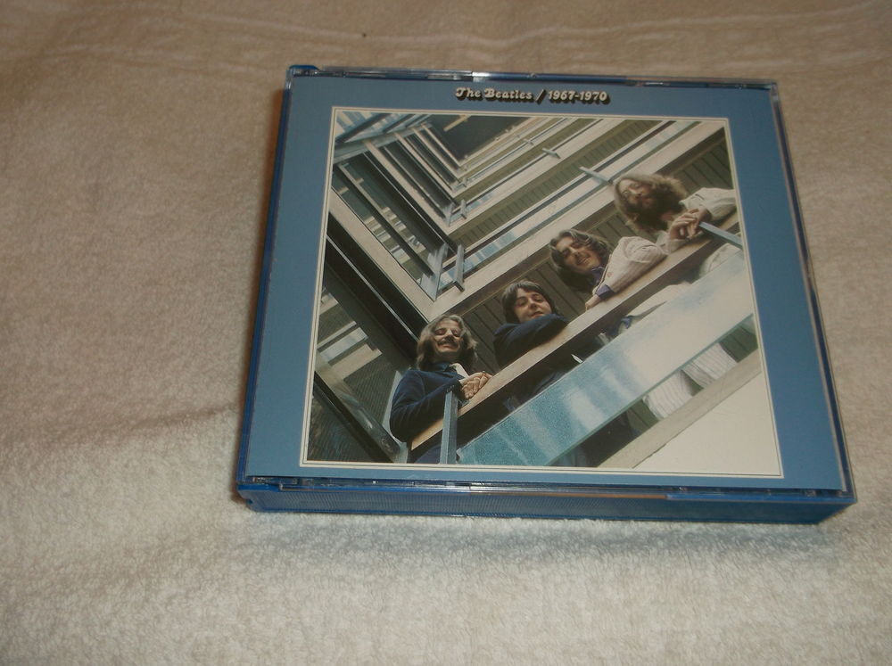 DOUBLE CD DES BEATLES 1967 / 1970 NEUF CD et vinyles