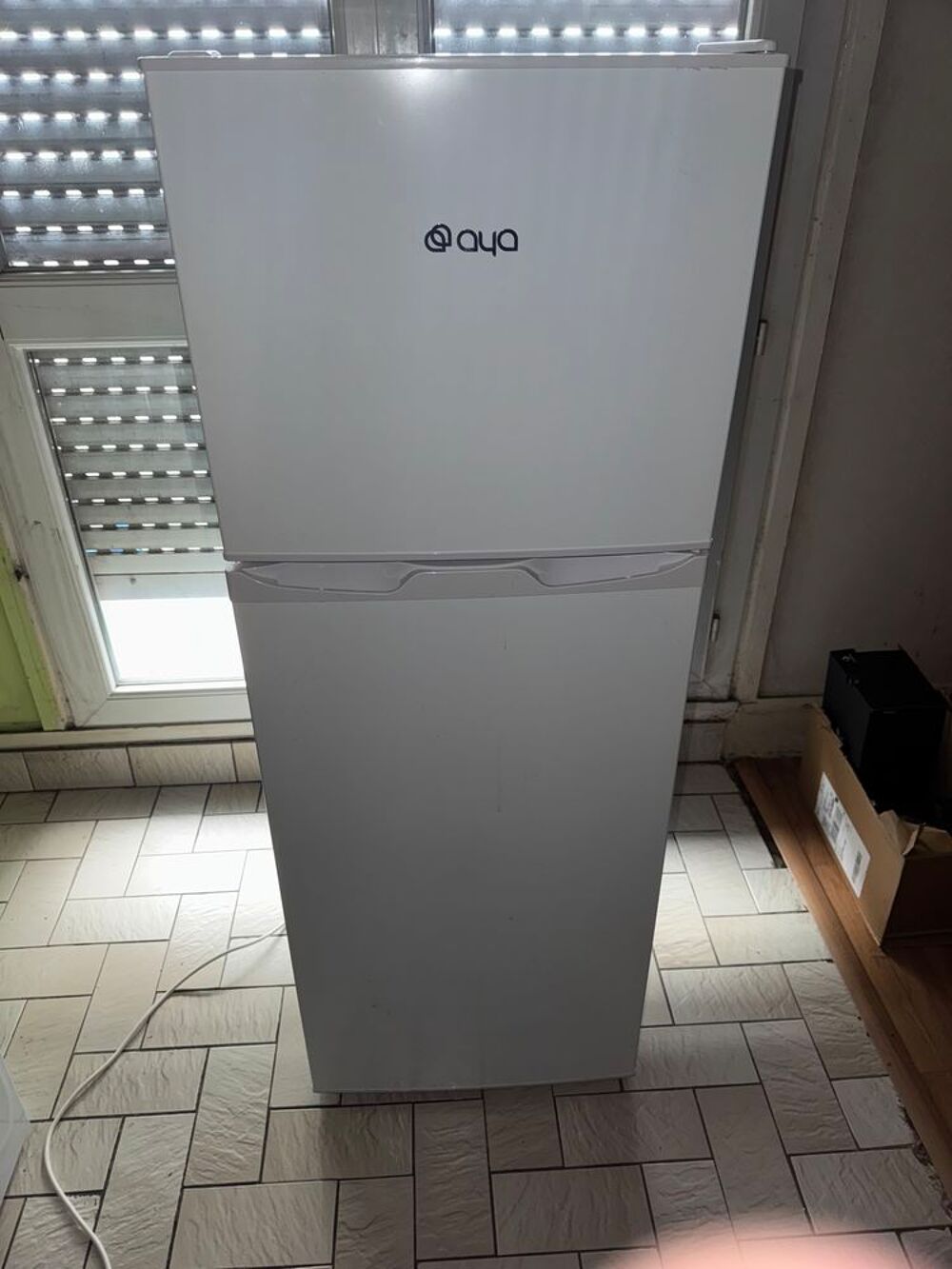 Frigo marque aya Electroménager