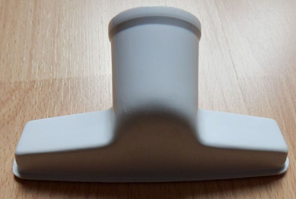 Aspirateur - Embout pour aspirateur Gris : Tr&egrave;s bon &eacute;tat Electrom�nager