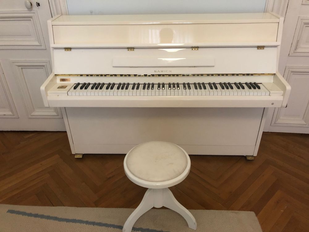 Piano droit SAMICK blanc 1985 Instruments de musique