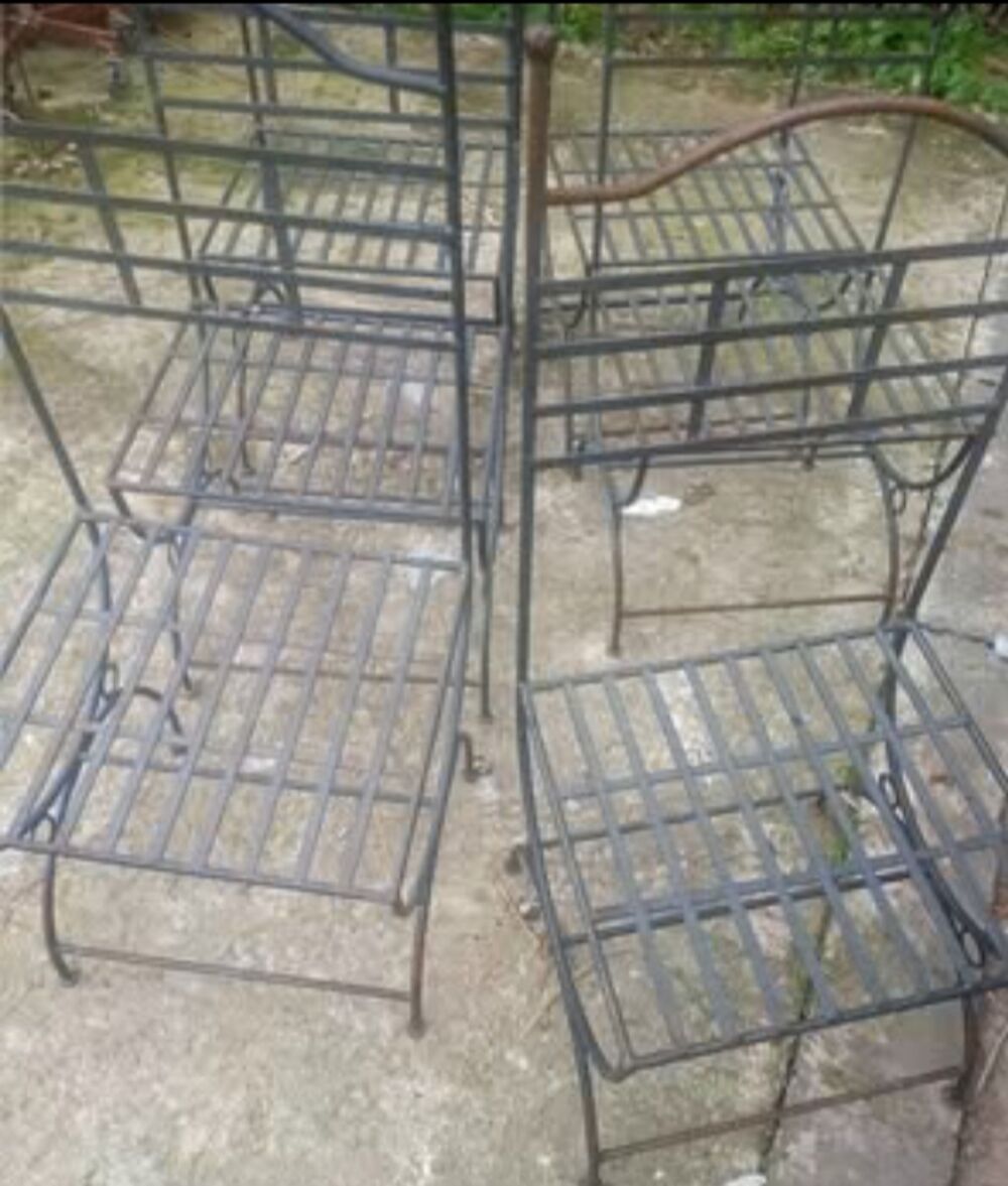 6 Chaises fer forg&eacute; tr&egrave;s solides
N&eacute;gociation possible dans . Meubles