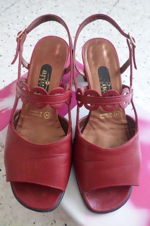 Nu pied en cuir 25 Vend�me (41)