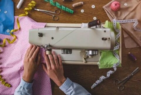 Un v&ecirc;tement &agrave; ajuster ? &Agrave; r&eacute;parer ? &Agrave; transformer ? 0 25420 Bart