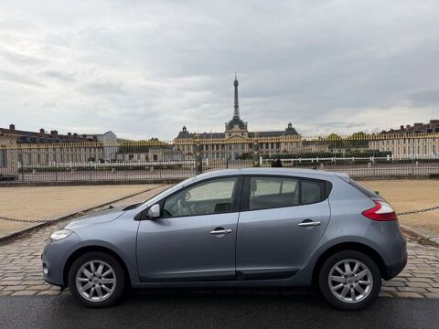Renault megane iii M&eacute;gane 2010 Grise Dci 130 Privil&