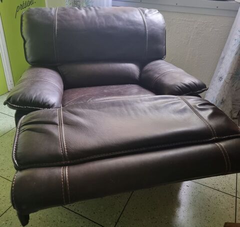 Fauteuil relax cuir 200 Cuers (83)