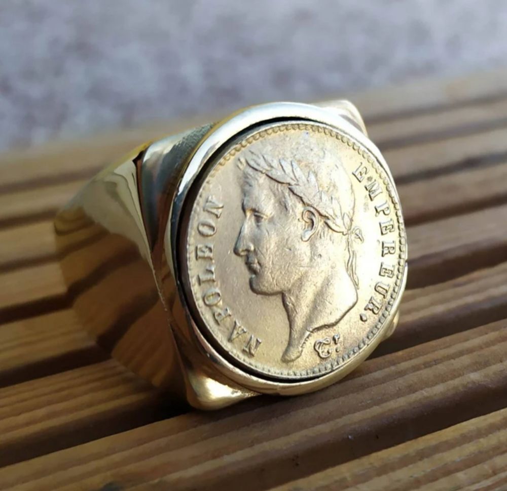Bague Chevali&egrave;re carr&eacute; Napol&eacute;on 1er Bijoux et montres