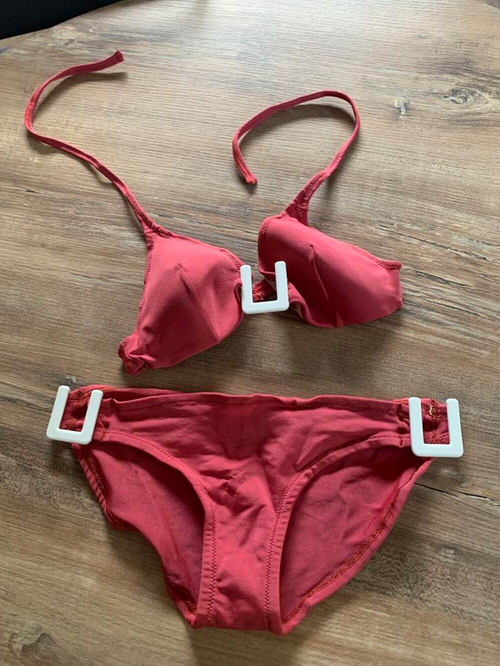 Maillot de bain 2 pi&egrave;ces " pin up Nice c&ocirc;te Vêtements