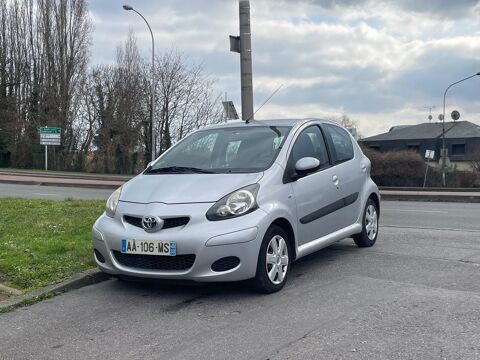 Toyota Aygo 2009 occasion Créteil 94000