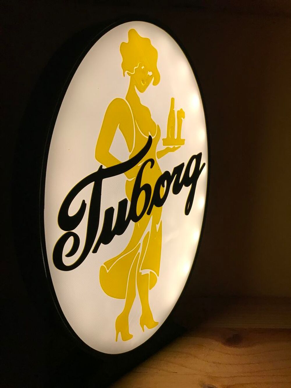 Lampe TUBORG BIERE &eacute;clairagec leds &agrave; piles Décoration