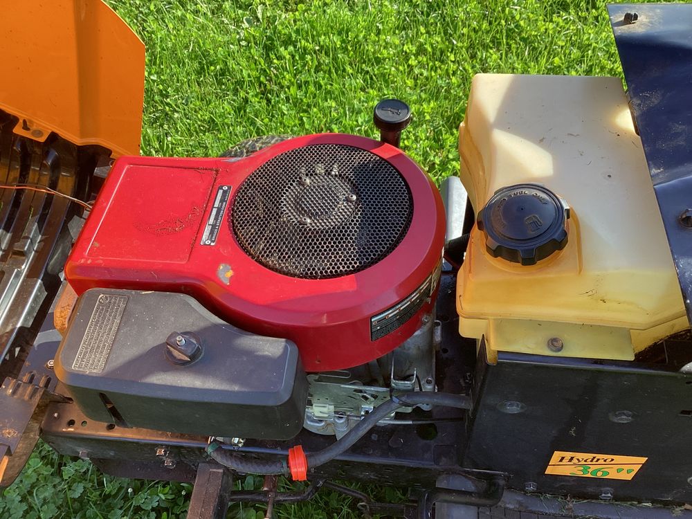 Tracteur tondeuse 750€ Jardin