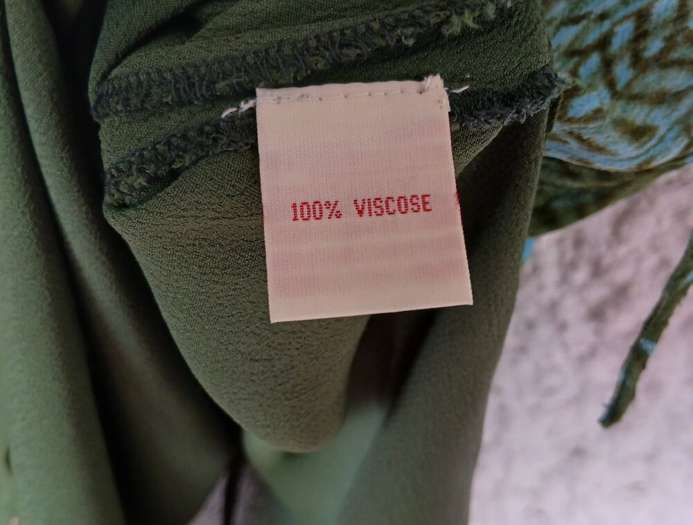 robe l&eacute;g&egrave;re ton vert Vêtements