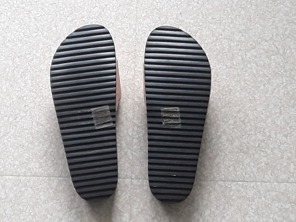 Sandales m&eacute;dicales neuves - Pointure 37/38 Chaussures